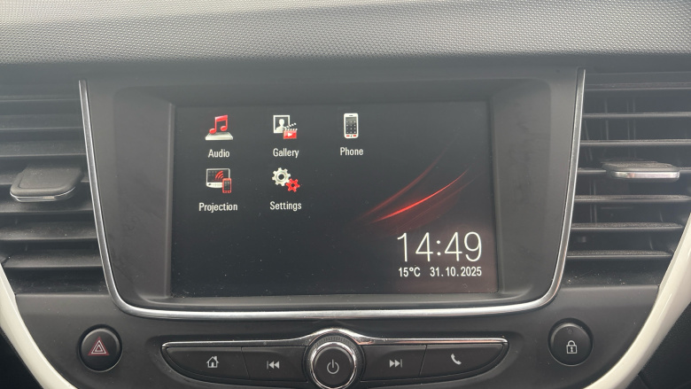 Vauxhall Crossland X 1.2T [110] Griffin 5dr [6 Spd] [Start Stop] Petrol Hatchback